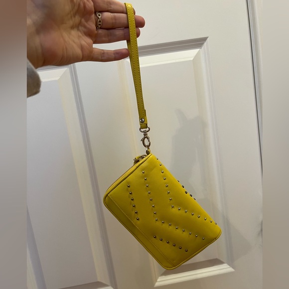 Never used Stuart weitzman wristlet / wallet! 💛 - Picture 3 of 8